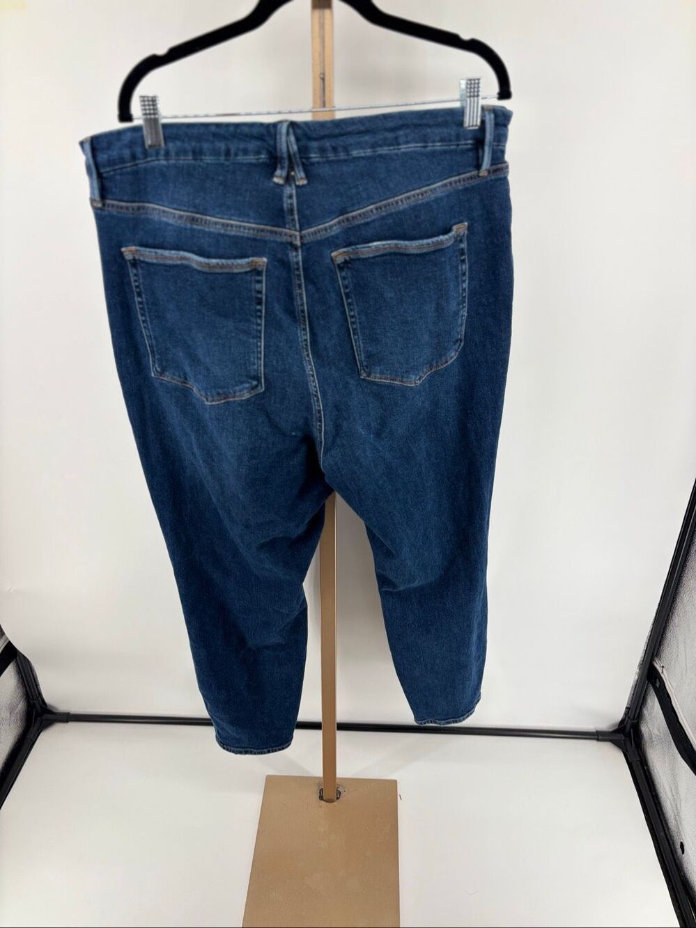 Good American Good Waist  Crop Jean Womens 20 Dark Blue Distressed - Picture 11 of 11